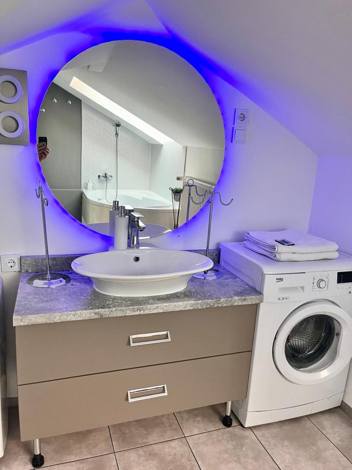 Chill Apartman Budakalász Buitenkant foto
